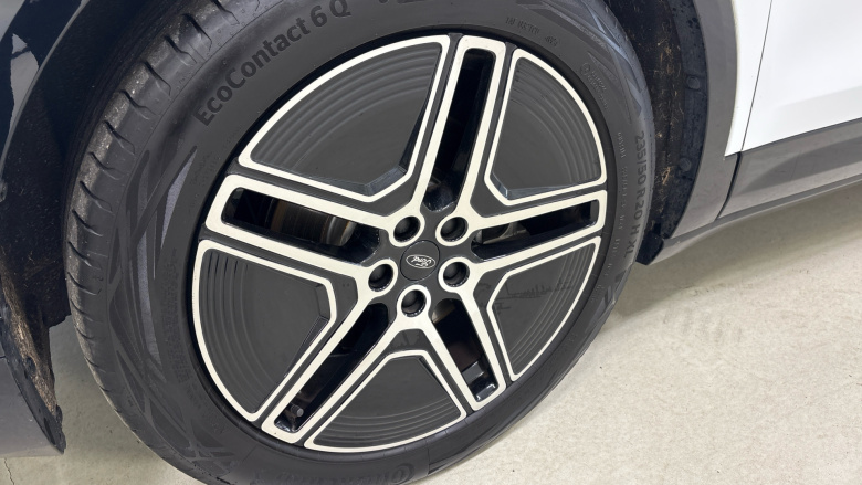 Ford Capri 125kW Premium 52kWh 5dr Auto Electric Estate